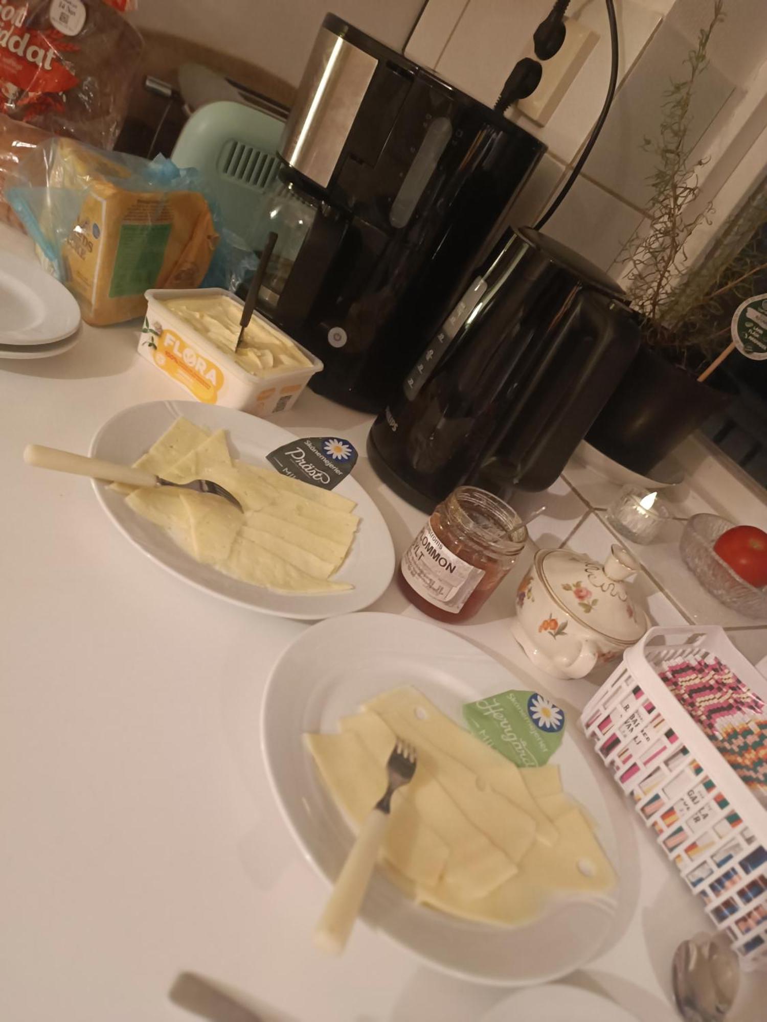 Enecopia Bed & Breakfast Enkoping Ngoại thất bức ảnh